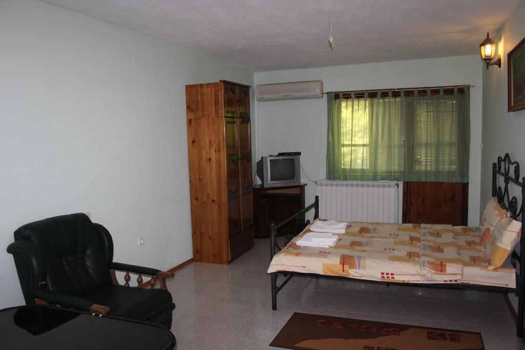 Guest House Chinarite Sandanski Bilik gambar